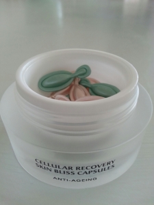 Elemis cellular recovery skin bliss capsules